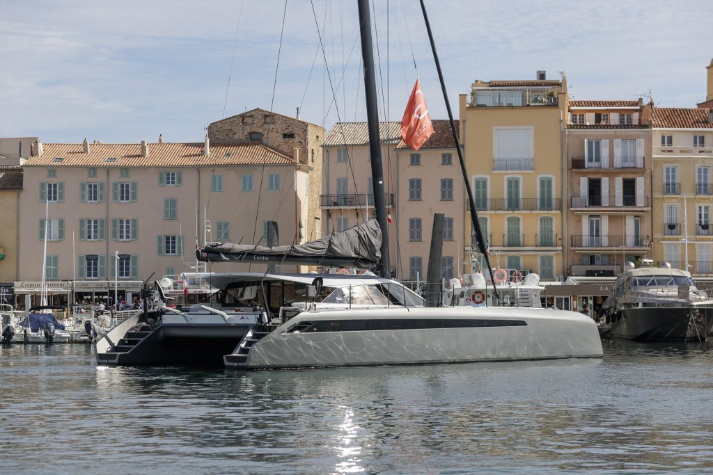 Low-key Cruising Vibes in St. Tropez